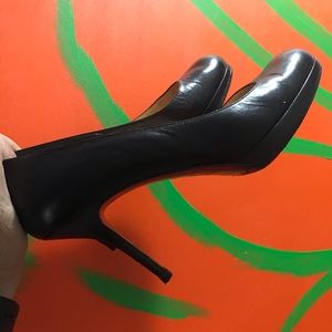 Louboutin 42 black leather Pigalle Plato pump